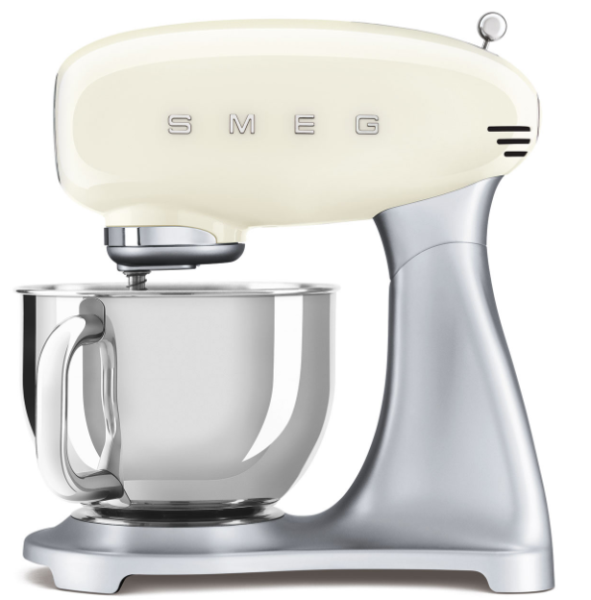 SMEG Հարիչ հարթակով SMF02CREU